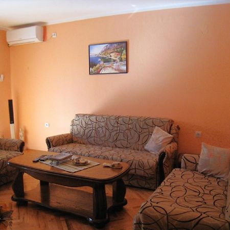 Apartment Stana Petrovazzo Esterno foto