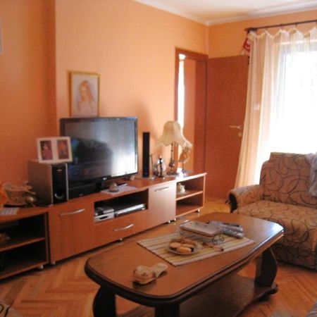 Apartment Stana Petrovazzo Esterno foto